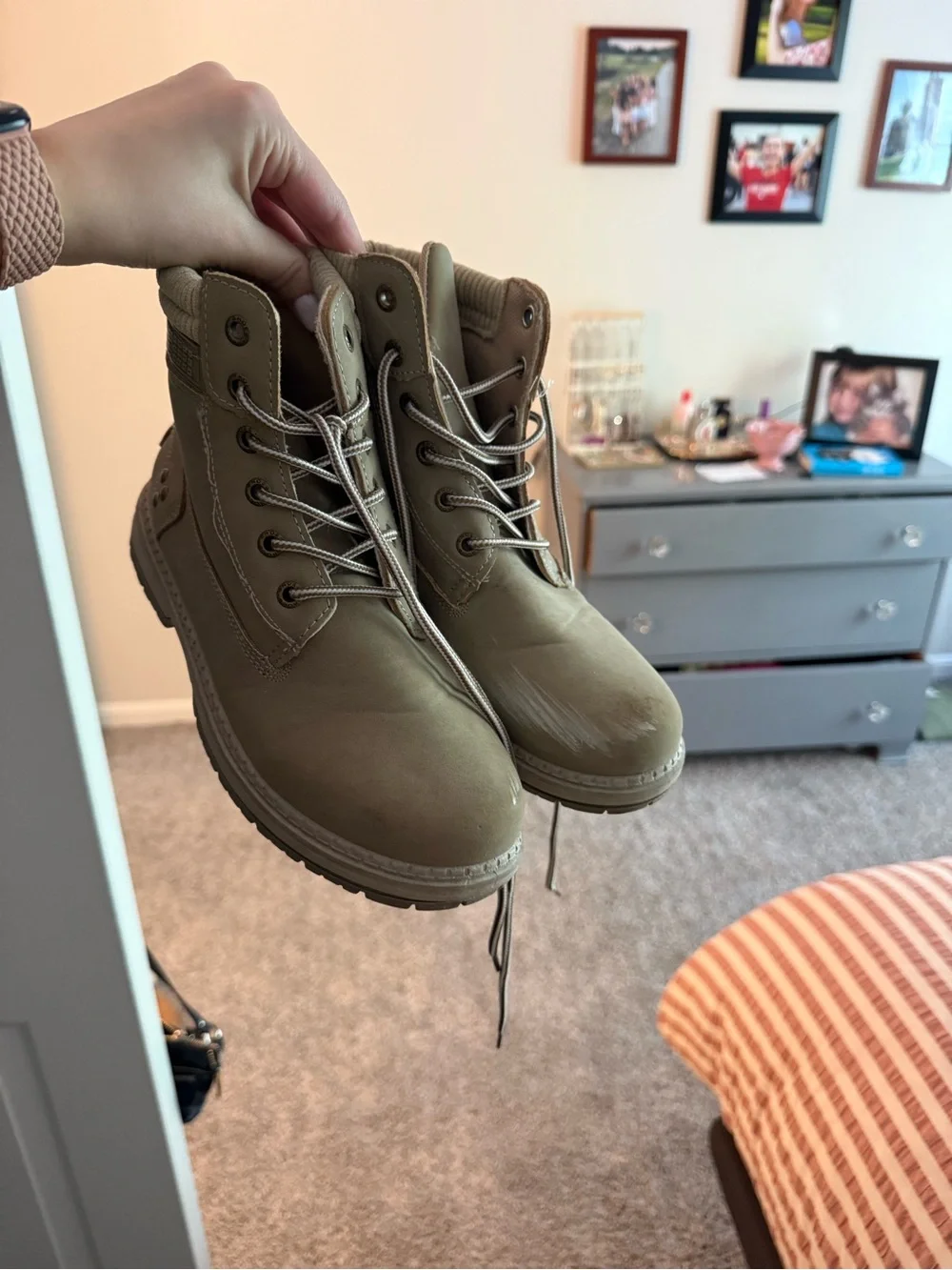 Women’s winter boots